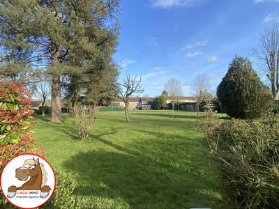 Maison - 547 m² - 12 pièces