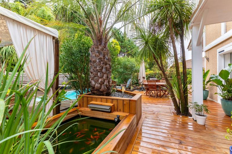 Maison - 156 m² - 7 pièces