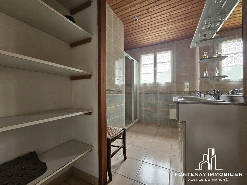 Maison - 220 m² - 11 pièces