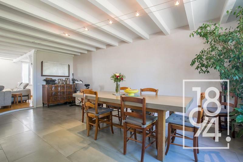 Maison de ville - 111 m² - 4 pièces