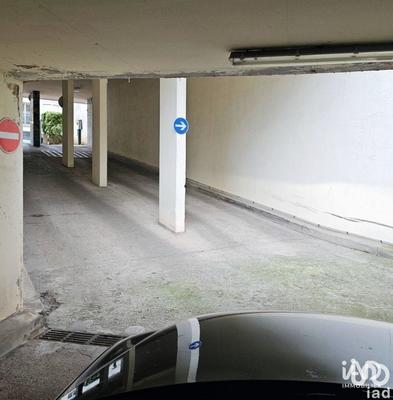Parking - 9 m²