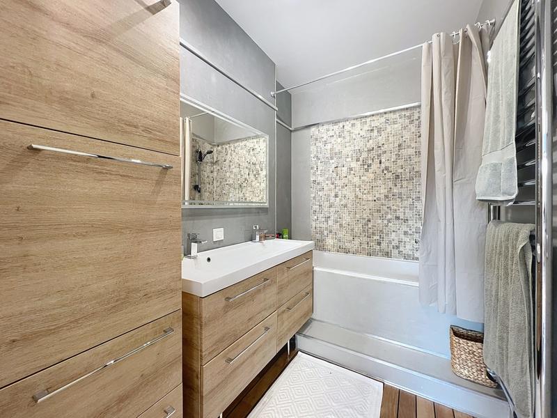 Appartement - 88 m² - 4 pièces