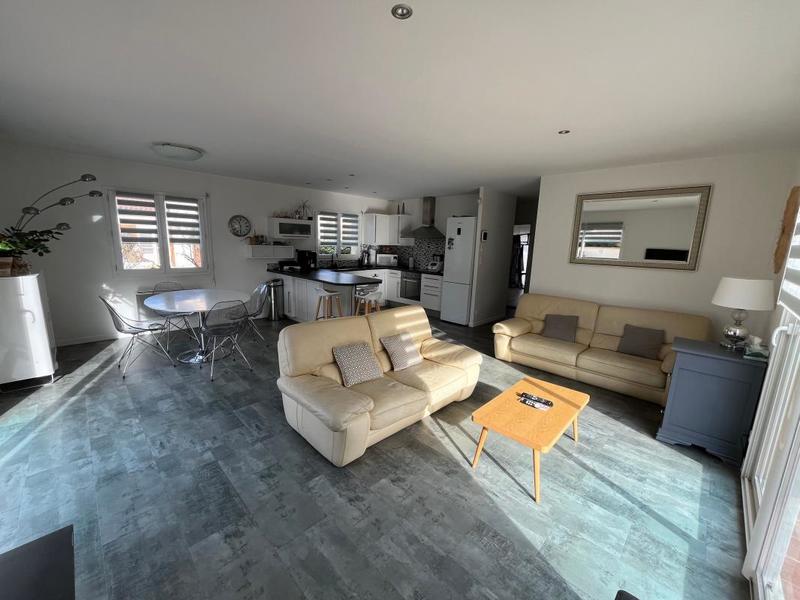 Maison - 105 m² - 5 pièces