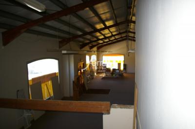 Local commercial - 560 m²