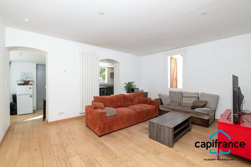 Maison - 103 m² - 6 pièces