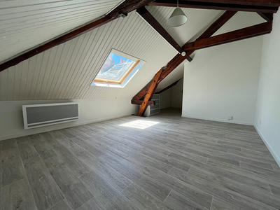 Appartement - 97 m² - 5 pièces