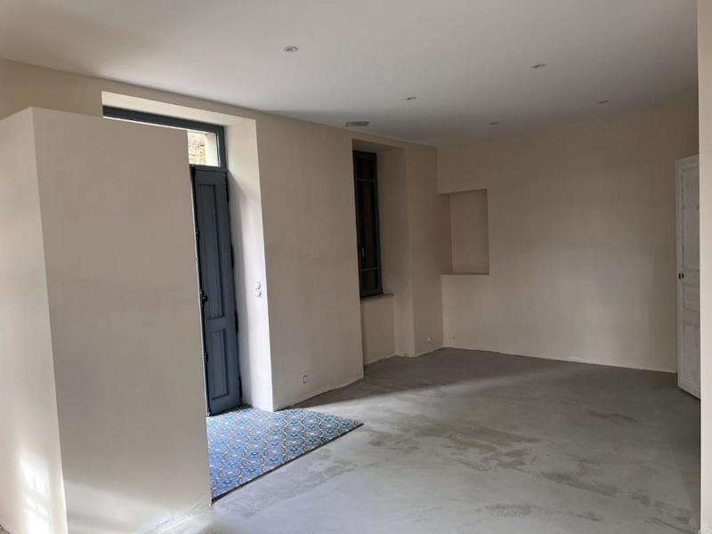 Maison - 220 m² - 8 pièces