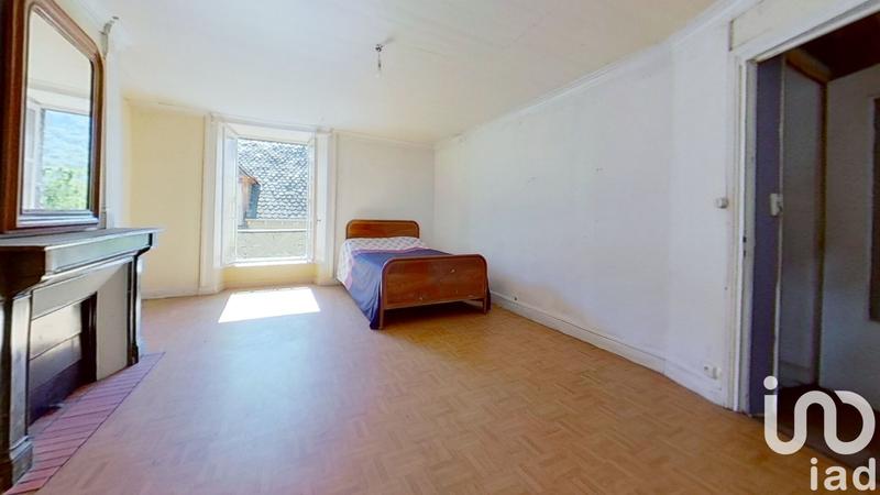 Maison de village - 157 m² - 9 pièces