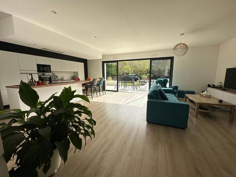 Maison - 138 m² - 4 pièces