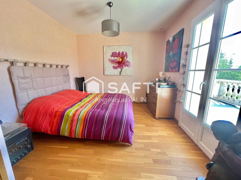 Maison - 159 m² - 6 pièces