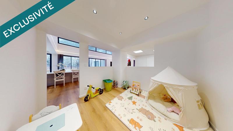 Maison - 153 m² - 8 pièces