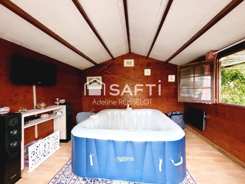 Maison - 136 m² - 5 pièces