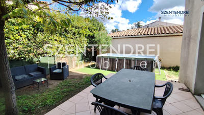 Maison traditionnelle - 98 m² - 4 pièces