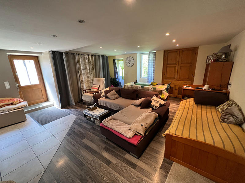 Maison - 142 m² - 6 pièces