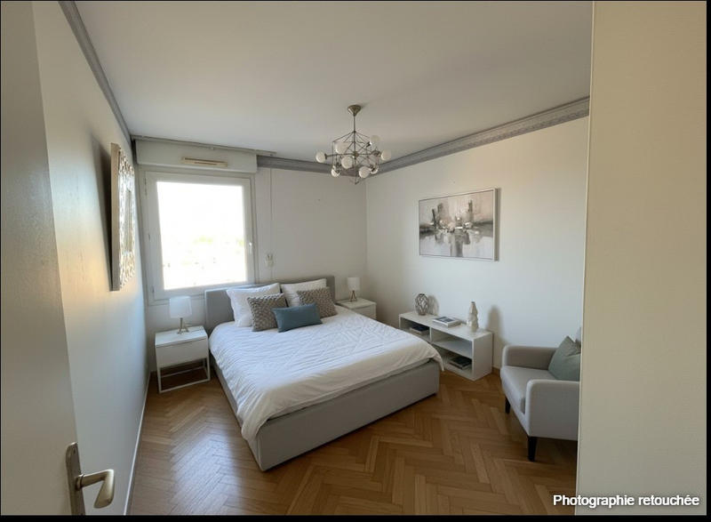 Appartement - 95 m² - 4 pièces