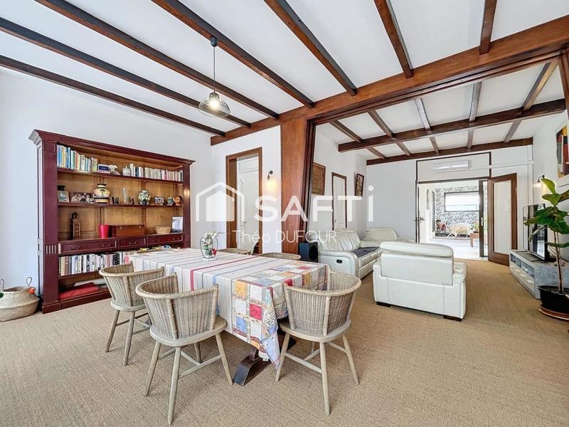 Maison - 158 m² - 4 pièces