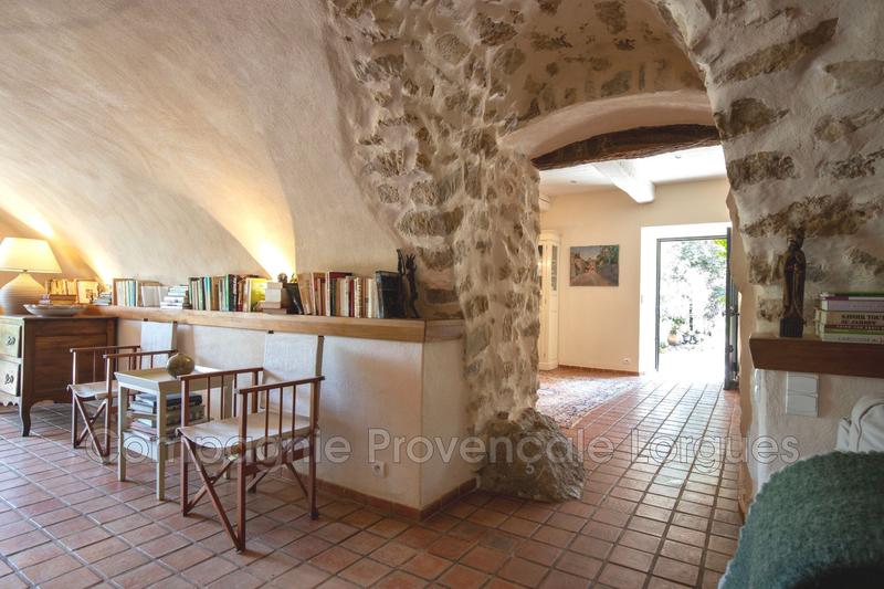 Propriété - 250 m² - 10 pièces