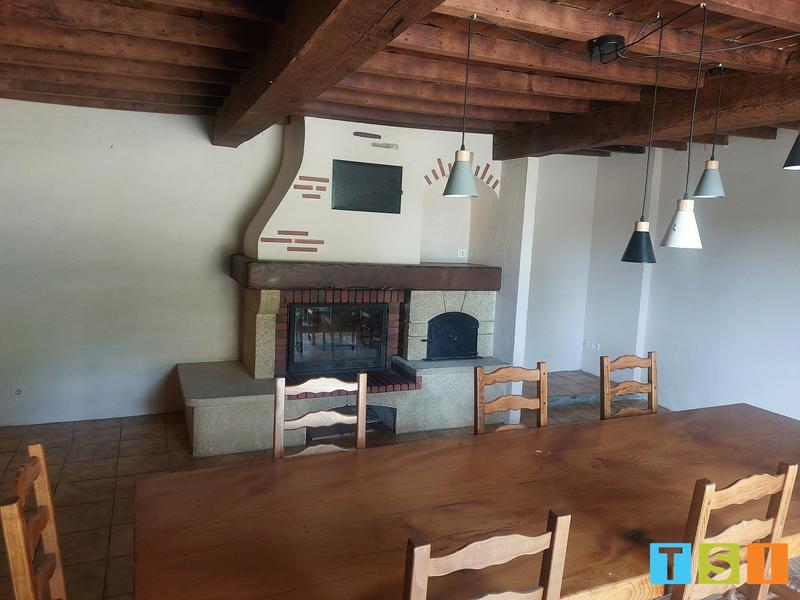 Corps de ferme - 170 m² - 6 pièces