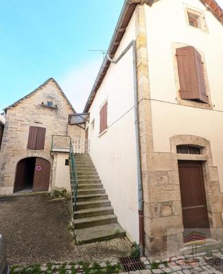 Maison en pierre - 79 m² - 3 pièces