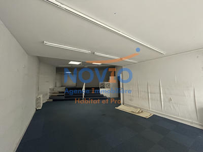 Bureau - 150 m² - 1 pièce