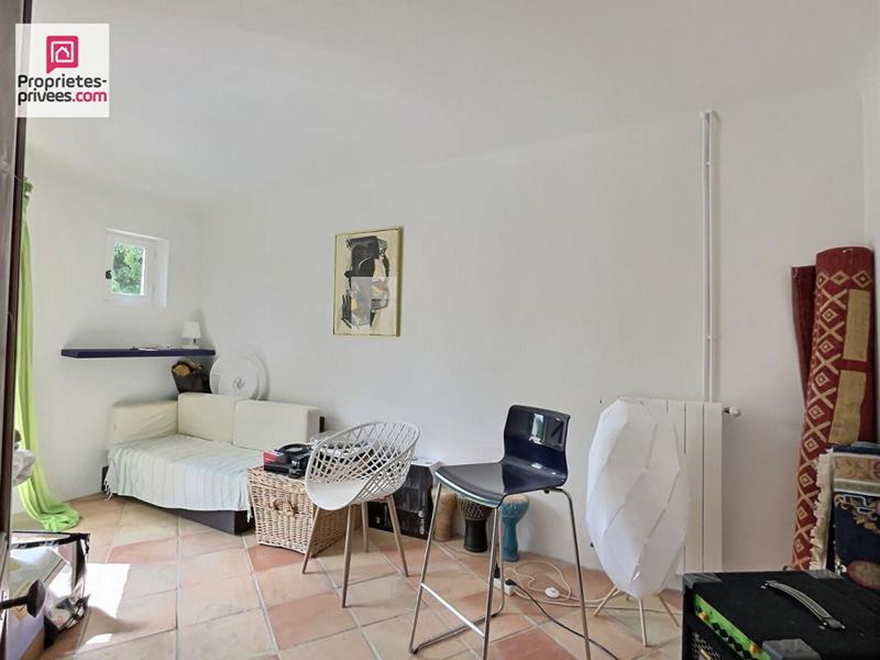 Maison - 217 m² - 7 pièces