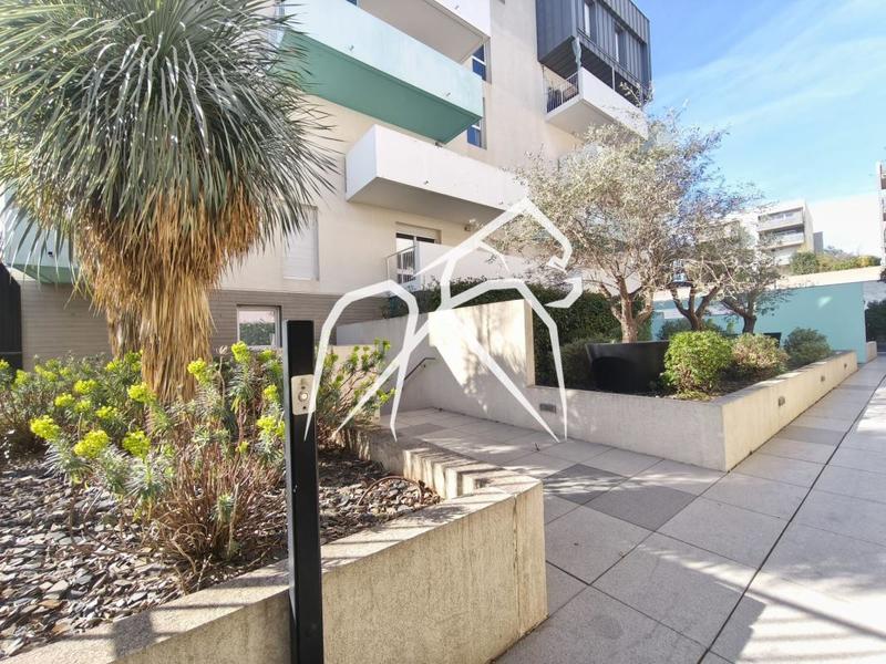 Appartement ancien - 58 m² - 3 pièces