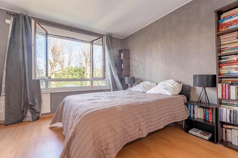 Appartement - 75 m² - 4 pièces