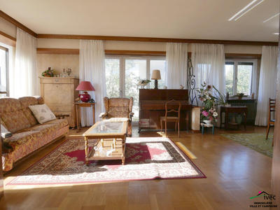 Maison - 142 m² - 5 pièces