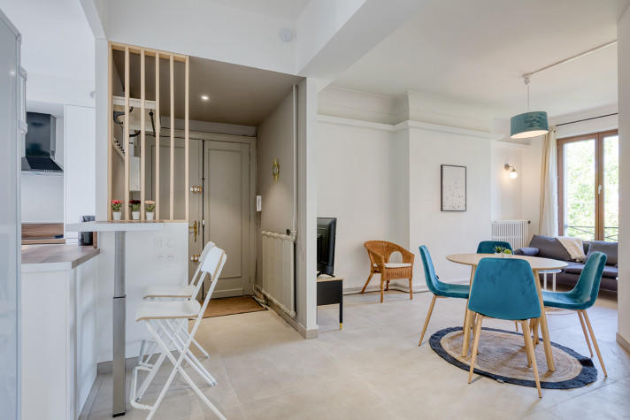 Appartement - 93 m² - 5 pièces