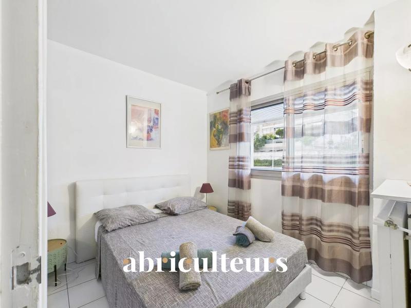 Appartement - 143 m² - 6 pièces