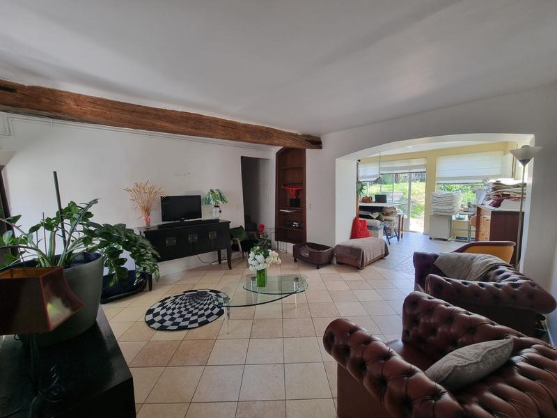 Maison - 111 m² - 6 pièces