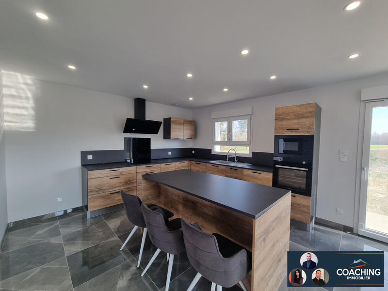 Maison - 130 m² - 5 pièces