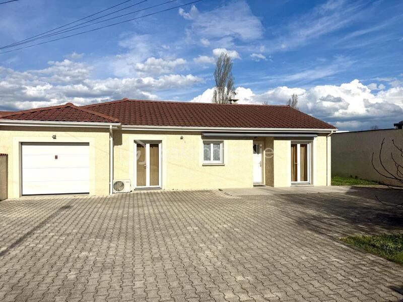 Maison - 90 m² - 4 pièces