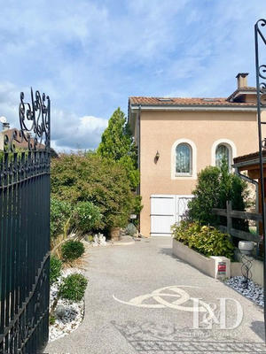 Maison - 150 m² - 5 pièces