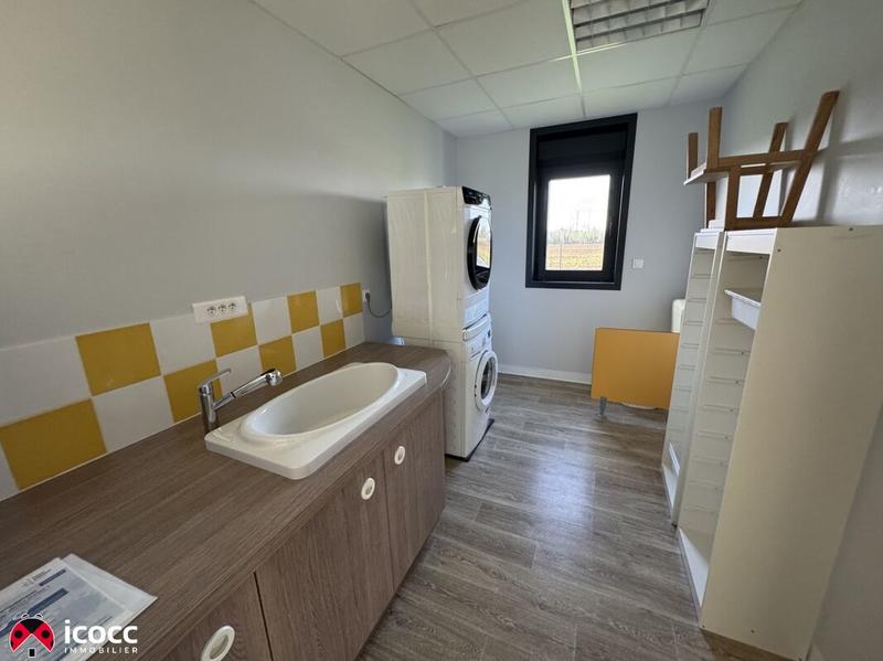 Local commercial - 110 m²