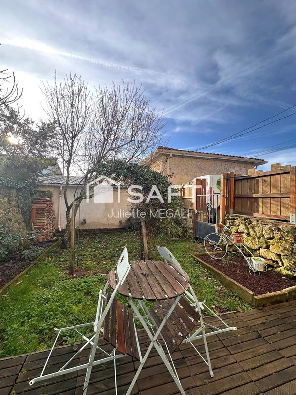 Maison - 331 m² - 8 pièces