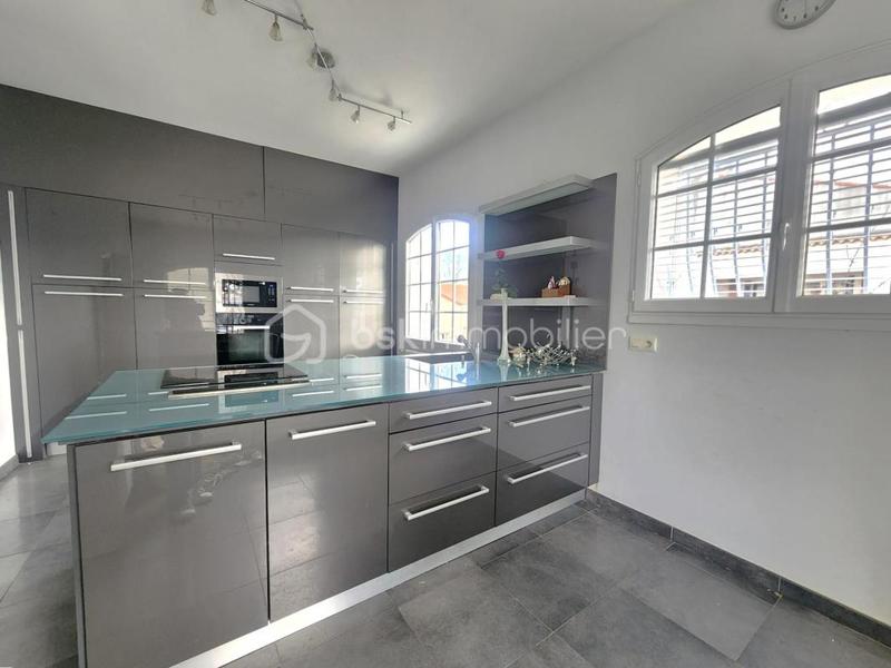 Villa - 182 m² - 6 pièces