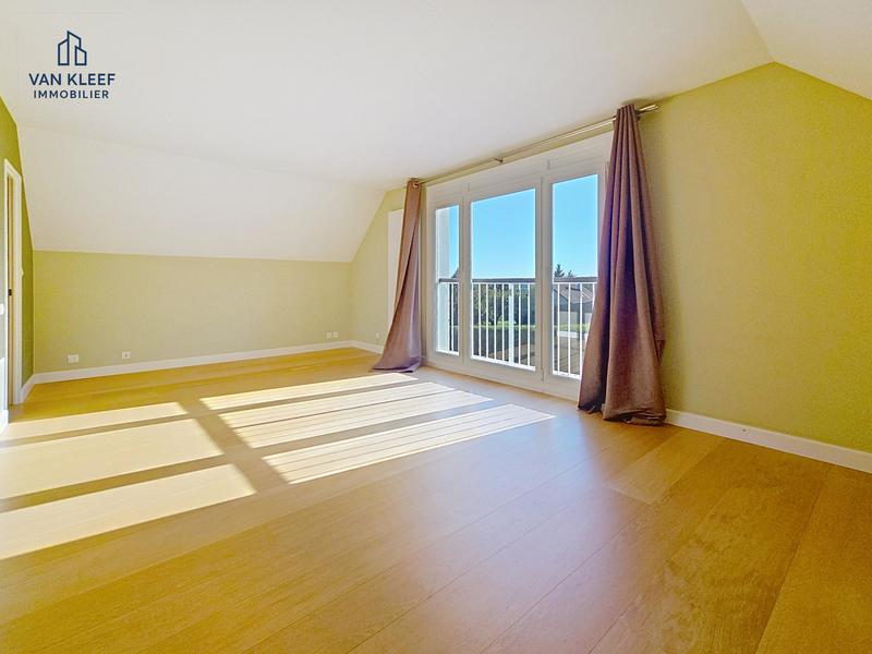 Villa - 176 m² - 6 pièces