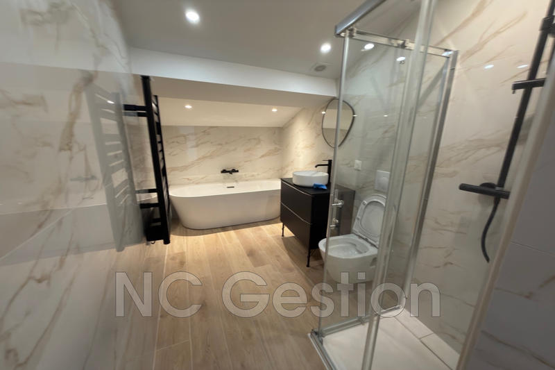 Appartement - 72 m² - 3 pièces