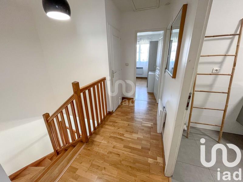 Maison - 104 m² - 6 pièces