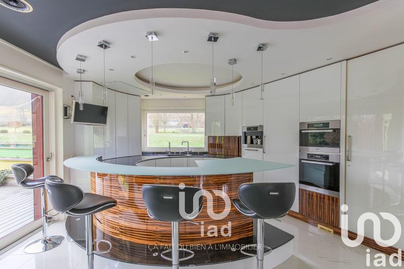 Maison de maîtres - 299 m² - 11 pièces