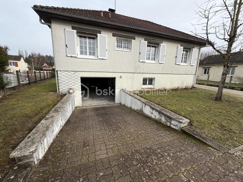 Maison - 94 m² - 4 pièces