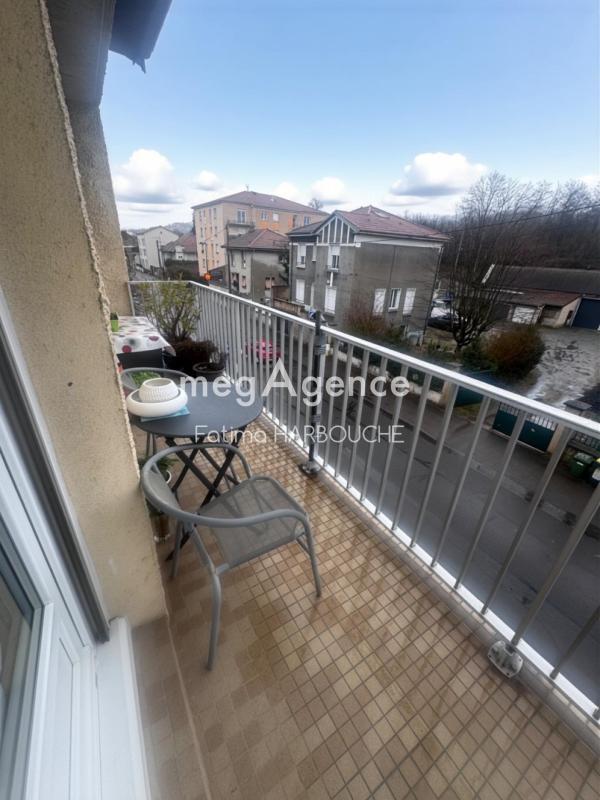 Appartement - 63 m² - 2 pièces