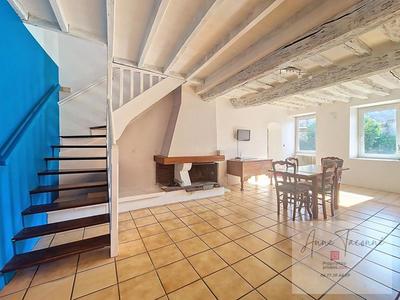 Maison - 200 m² - 6 pièces