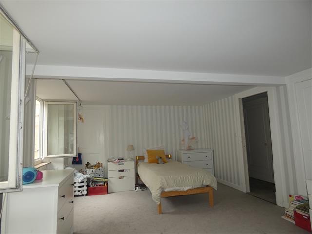 Appartement - 189 m² - 6 pièces