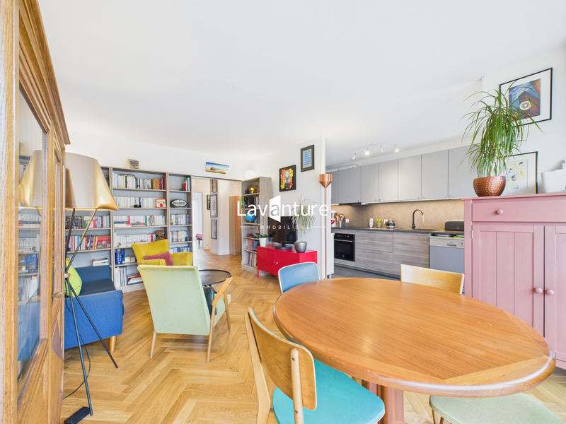 Appartement - 80 m² - 4 pièces