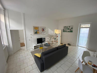Appartement - 82 m² - 4 pièces