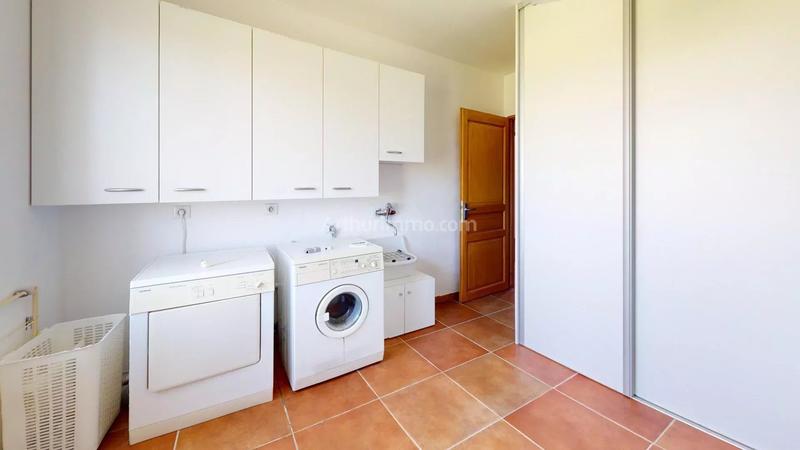 Maison - 215 m² - 5 pièces