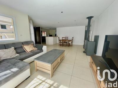 Maison - 104 m² - 4 pièces