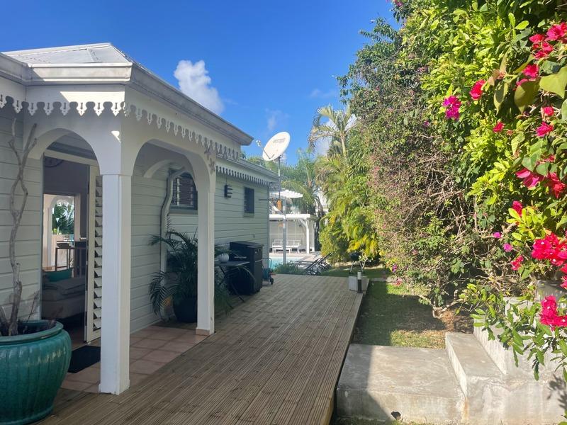 Maison - 142 m² - 6 pièces